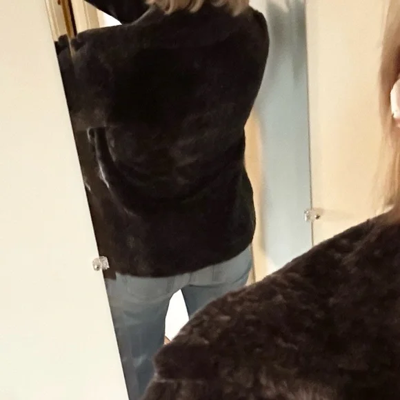 Theory Clairene Moto Jacket in Shearling - Picture 4 of 15